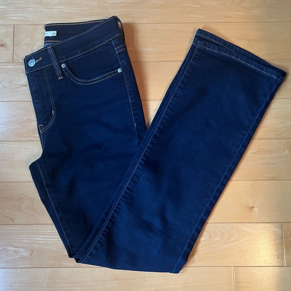 Levi’s 315 Shaping Bootcut Size 26 Short - Picture 5 of 6